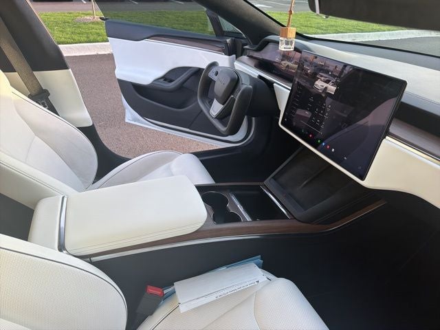 2021 Tesla Model S Plaid