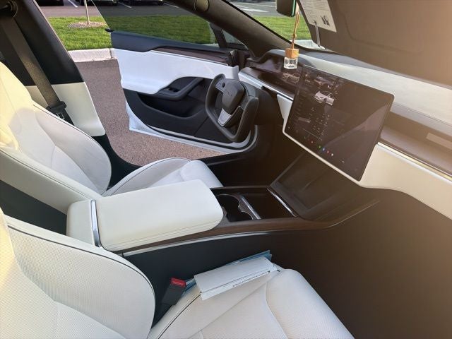 2021 Tesla Model S Plaid