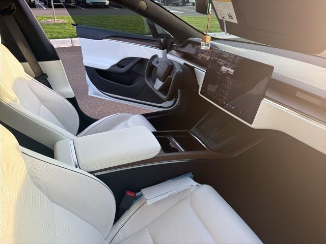2021 Tesla Model S Plaid