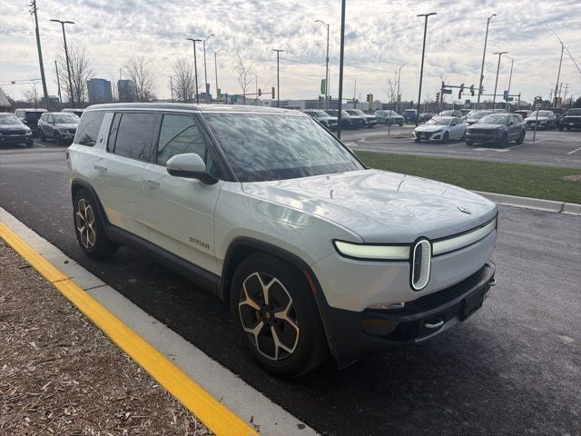 2023 Rivian R1S Adventure