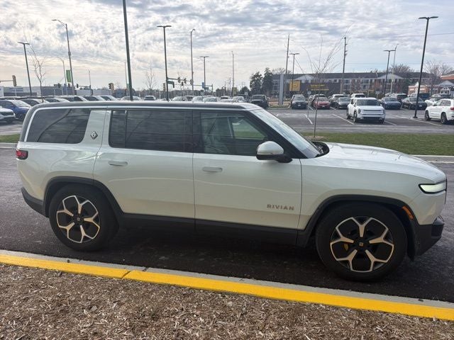2023 Rivian R1S Adventure