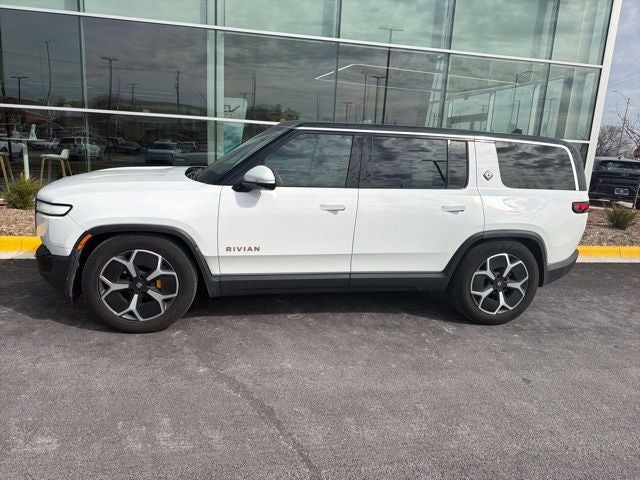 2023 Rivian R1S Adventure
