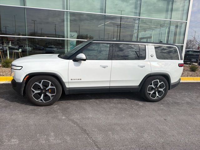 2023 Rivian R1S Adventure