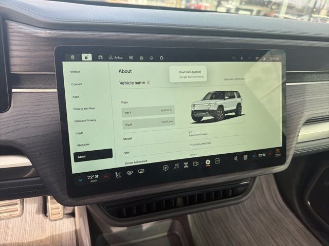 2023 Rivian R1S Adventure