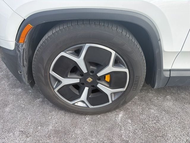 2023 Rivian R1S Adventure