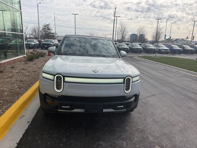 2023 Rivian R1S Adventure