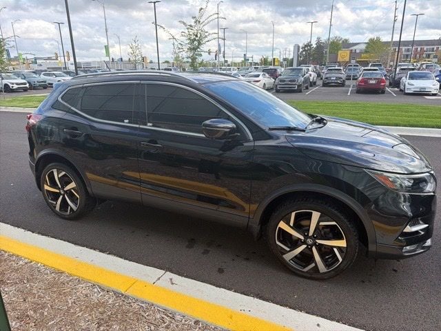 2021 Nissan Rogue Sport SL