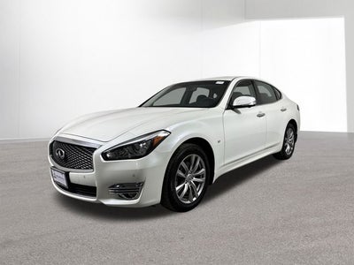 2018 INFINITI Q70 3.7X