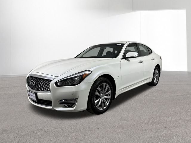 2018 INFINITI Q70 3.7X