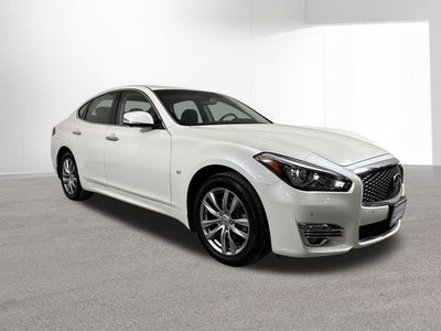2018 INFINITI Q70 3.7X