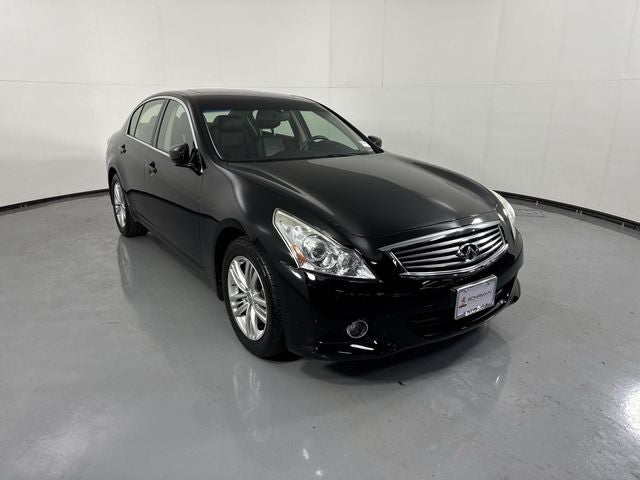 2013 INFINITI G37 X