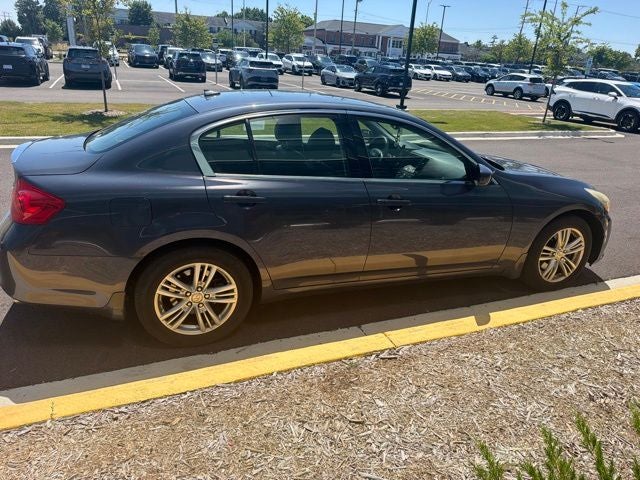 2010 INFINITI G37 X