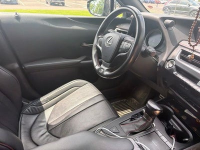 2019 Lexus UX 200 F SPORT