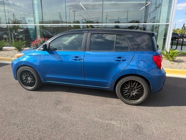2013 Scion xD Base