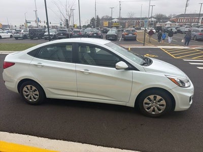 2017 Hyundai Accent SE