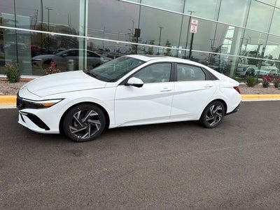 2024 Hyundai Elantra Limited