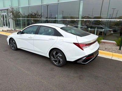 2024 Hyundai Elantra Limited