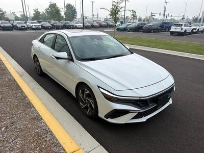 2024 Hyundai Elantra Limited