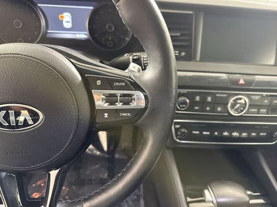 2019 Kia Cadenza Limited