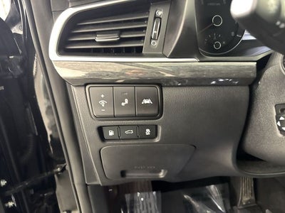 2019 Kia Cadenza Limited