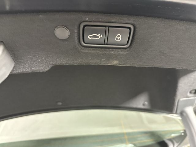 2019 Kia Cadenza Limited