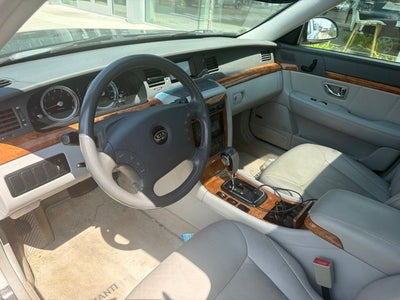 2004 Kia Amanti Base