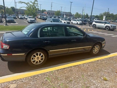 2004 Kia Amanti Base