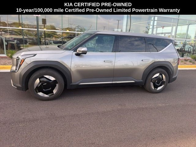 2024 Kia EV9 Light Long Range
