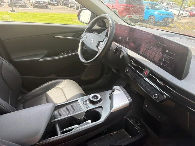 2022 Kia EV6 Wind