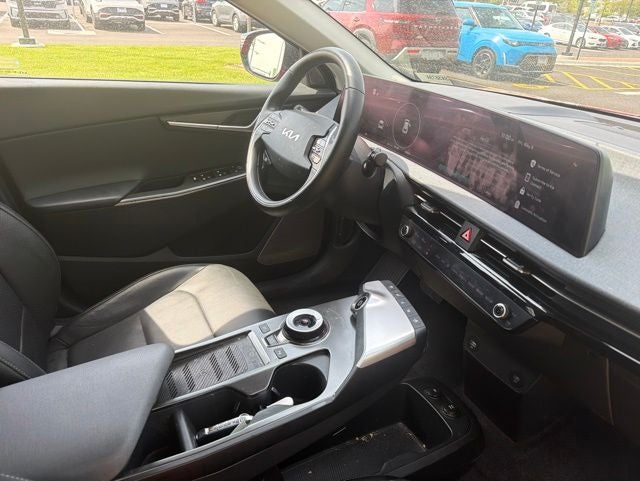 2022 Kia EV6 Wind