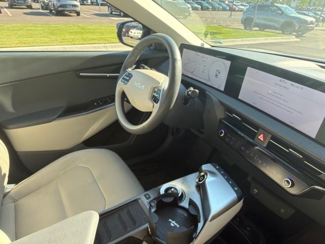 2022 Kia EV6 Wind