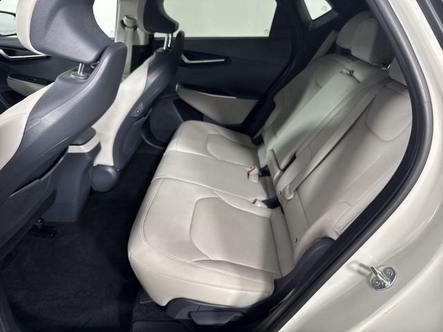 2022 Kia EV6 Wind