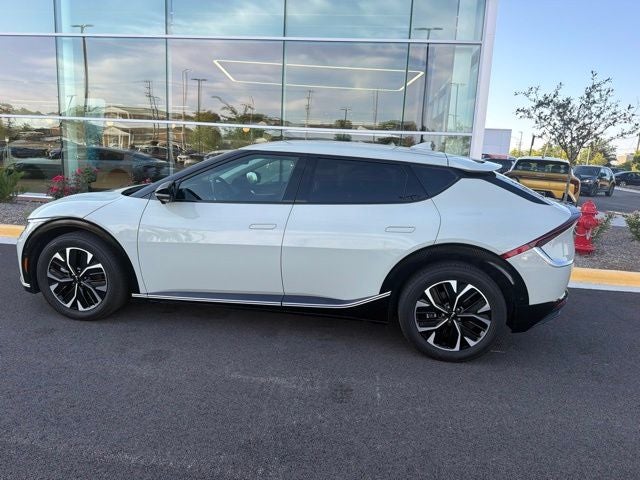 2023 Kia EV6 Wind