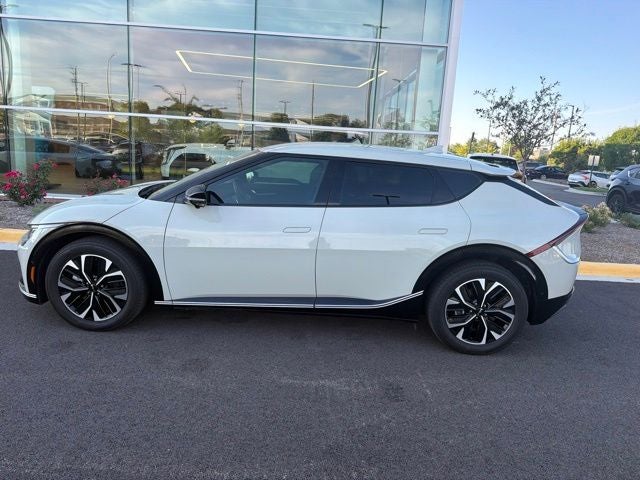 2023 Kia EV6 Wind
