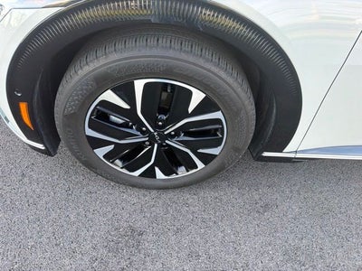 2023 Kia EV6 Wind