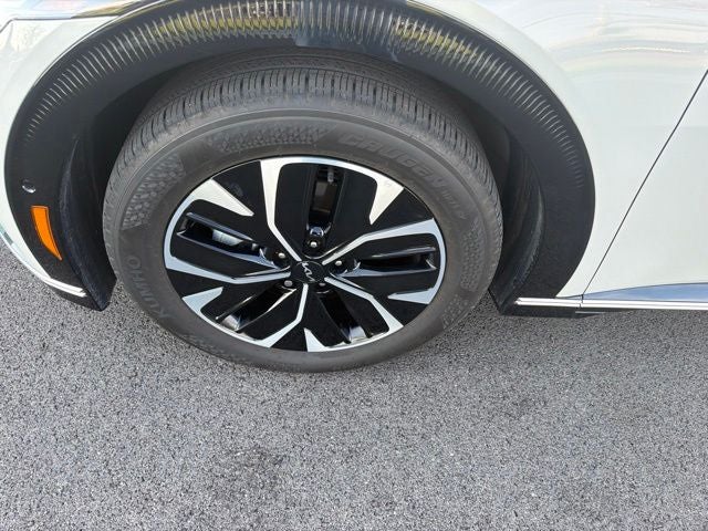 2023 Kia EV6 Wind