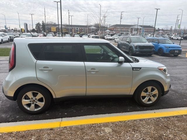 2017 Kia Soul Base