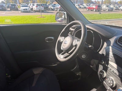 2015 Kia Soul Base