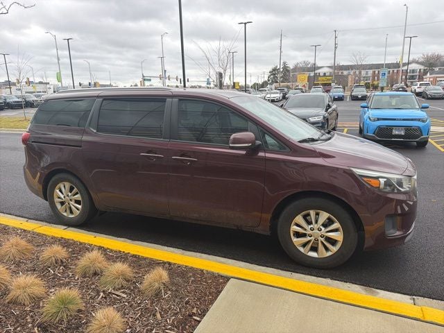 2016 Kia Sedona LX