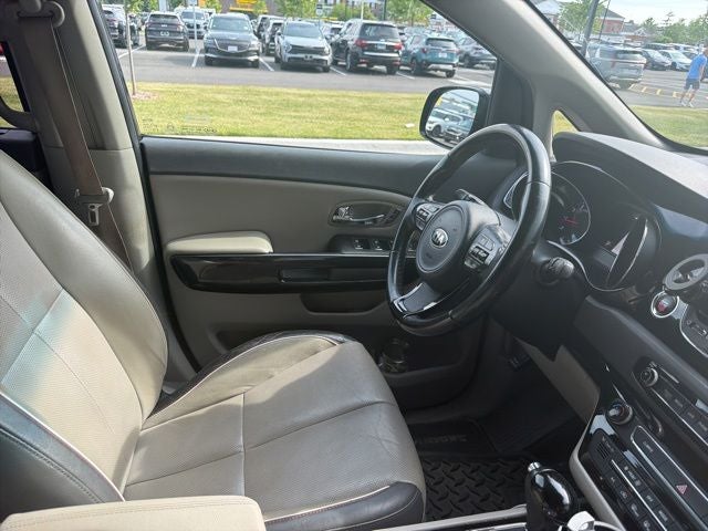 2016 Kia Sedona SX