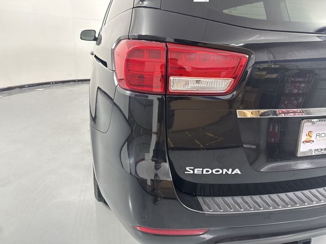 2016 Kia Sedona SX