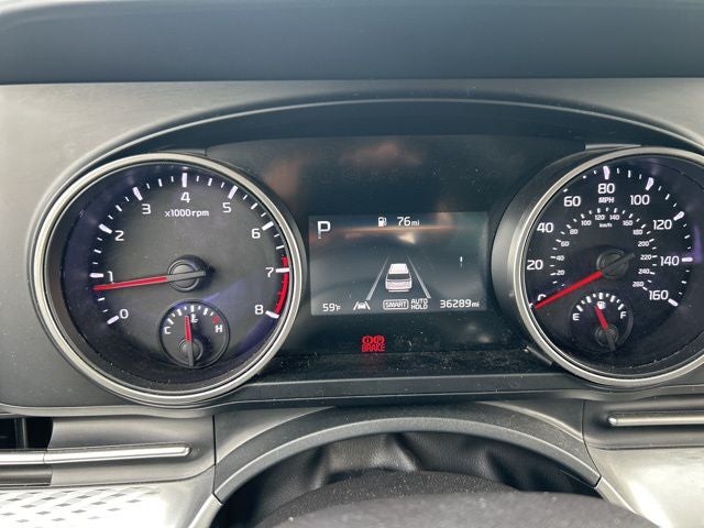 2024 Kia Carnival LX