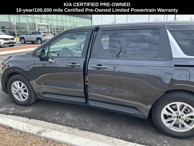 2024 Kia Carnival LX