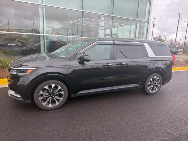 2024 Kia Carnival EX