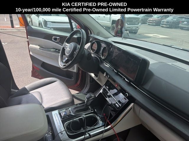 2024 Kia Carnival EX