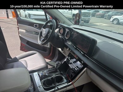 2024 Kia Carnival EX