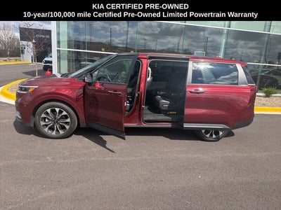 2024 Kia Carnival EX