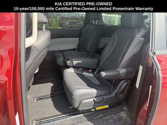 2024 Kia Carnival EX