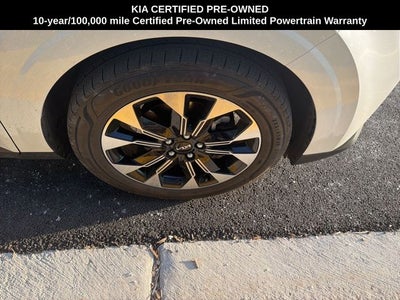 2024 Kia Carnival EX