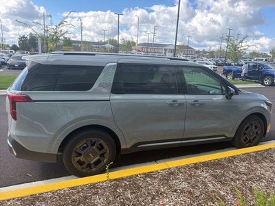 2025 Kia Carnival Hybrid SX